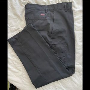 NWOT Men’s Dickies Black Pants Size 36/32